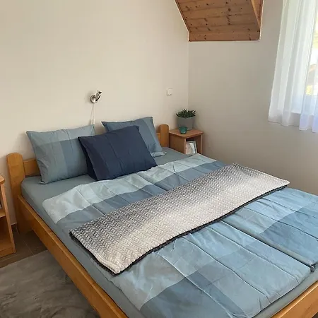 Chestnut Hill- Apartament *